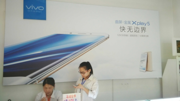 卡布灯箱